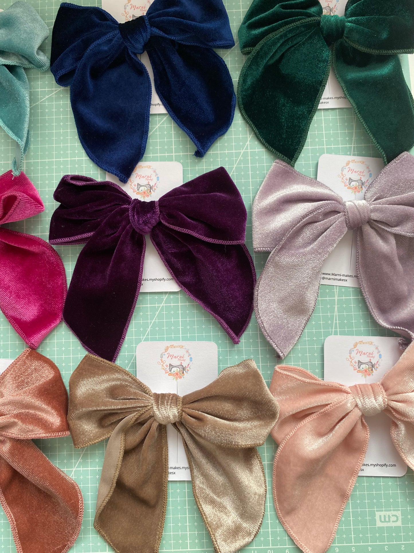 Velour/Broderie Hair Bows