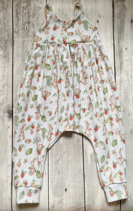 Strawberry Neutral Bunnies Napa Romper 3-4 Years